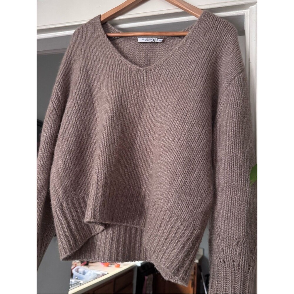 Mm Lafleur Women’s Tan Yak Alpaca Blend VNeck Cropped Sweater. Medium